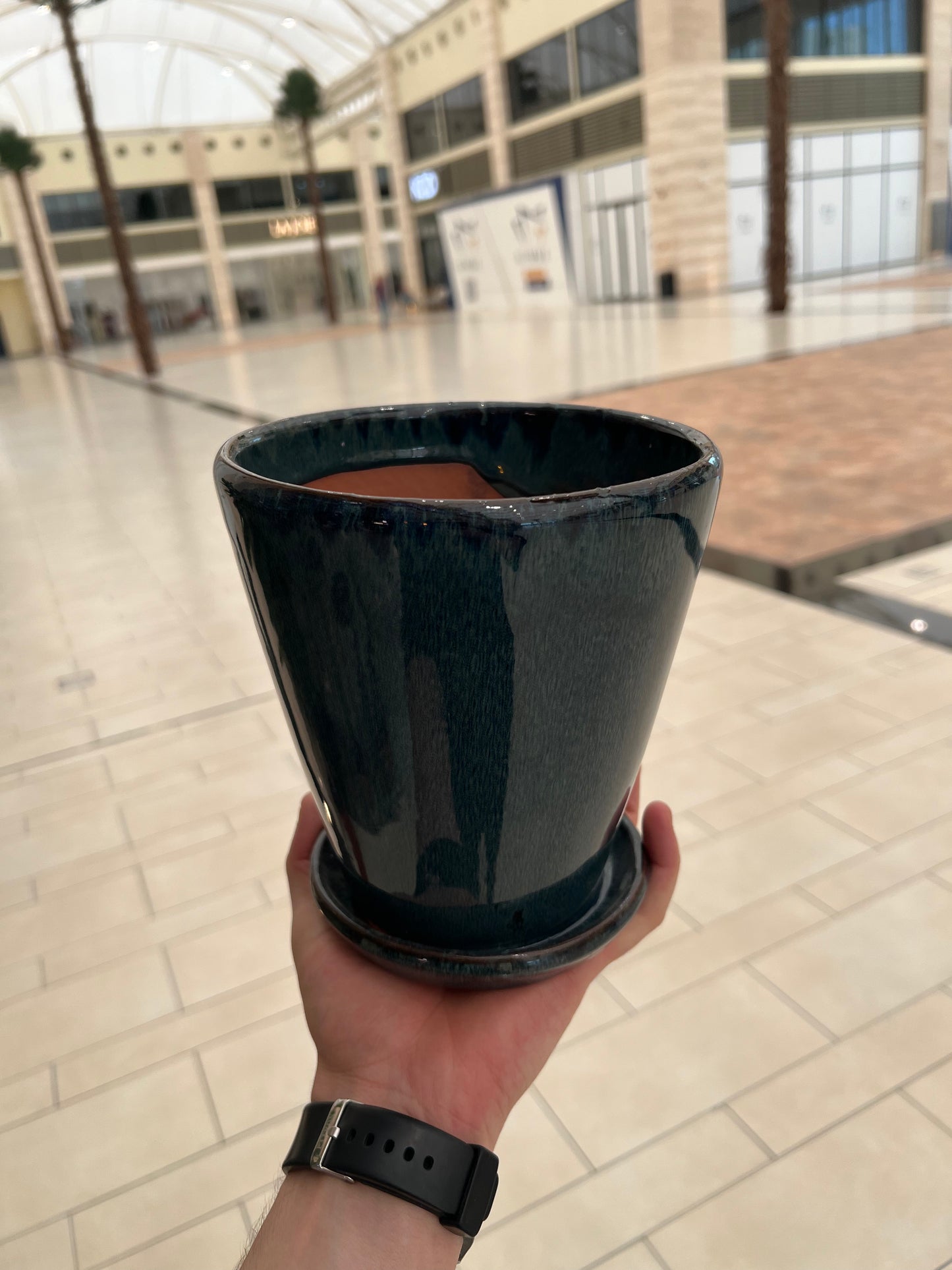 حوض فخار صغير